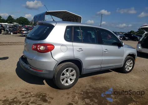 2009 Volkswagen Tiguan S from USA, damaged, VIN WVGAV75N99W516656